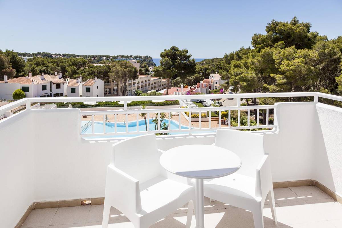 Apartment ilunion menorca Hotel ILUNION Menorca Cala Galdana