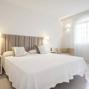 Barrierefreies zimmer Hotel ILUNION Menorca Cala Galdana